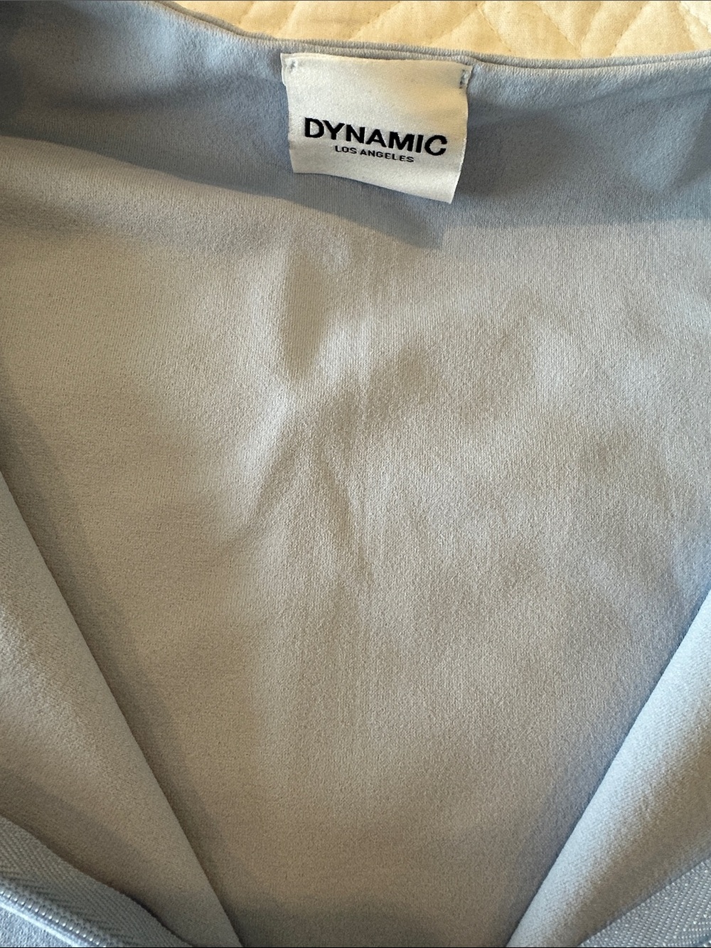 Dynamic Light Blue Sleeveless Zip-Front Shell - Picture 2 of 2